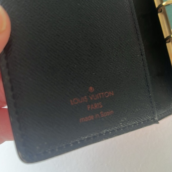 Louis Vuitton Red Agenda Cover with 2025 Insert - Picture 3 of 7